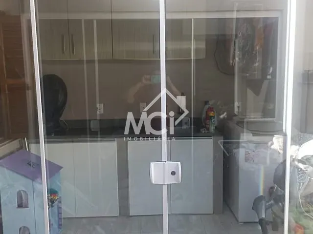 Casa 2 quartos e 1 banheiro, à venda, no bairro Fragata em Pelotas