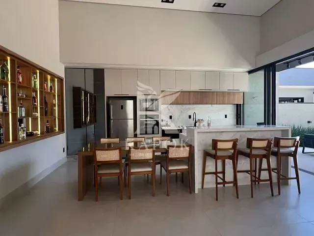 Casa com 374m² 3 quartos e 4 banheiros, à venda, no bairro Jardim América em Paulínia
