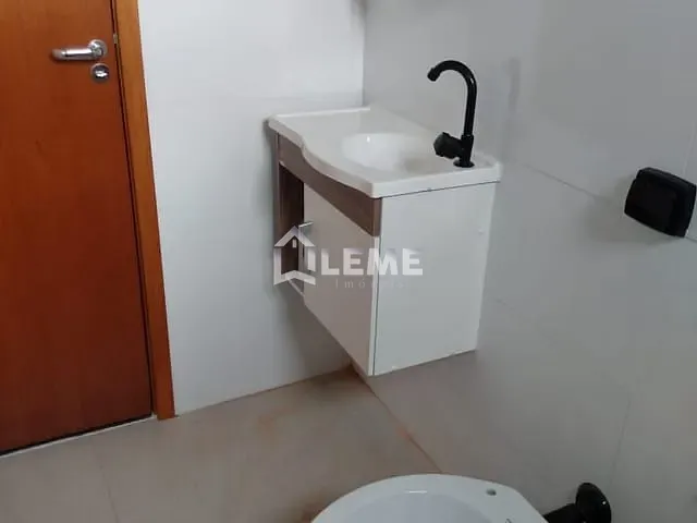 Casa com 200m² 2 quartos e 1 banheiro, à venda, no bairro Vila Lambari em Mococa
