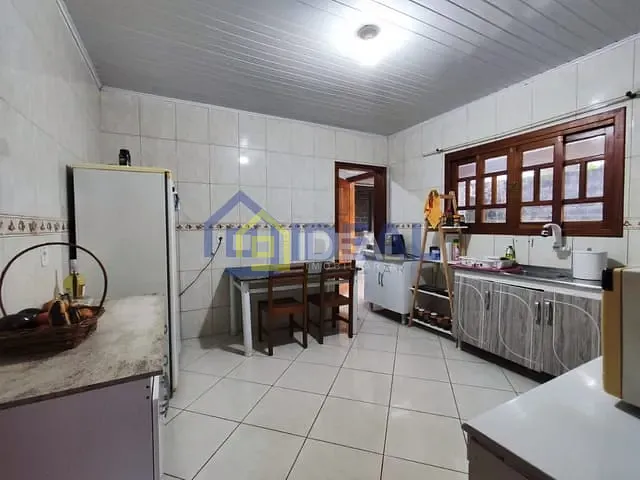 Casa 3 quartos e 3 banheiros, à venda, no bairro Guilherme Reich em Concórdia