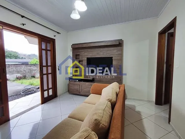 Casa 3 quartos e 3 banheiros, à venda, no bairro Guilherme Reich em Concórdia