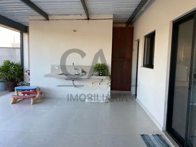 Casa com 269m² 3 quartos e 3 banheiros, à venda, no bairro Residencial Resedas em Holambra