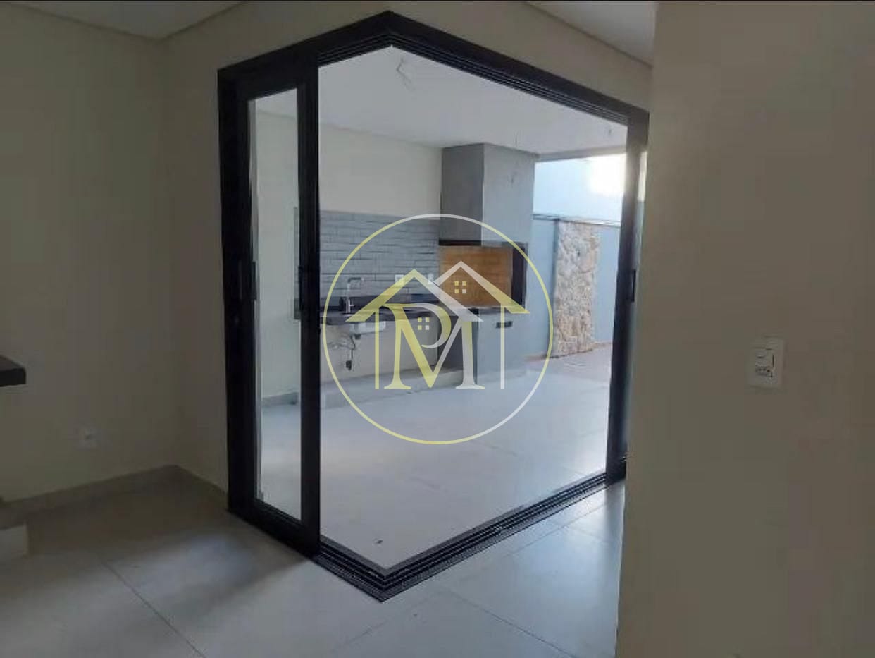 Casa à venda com 3 quartos, 10m² - Foto 13