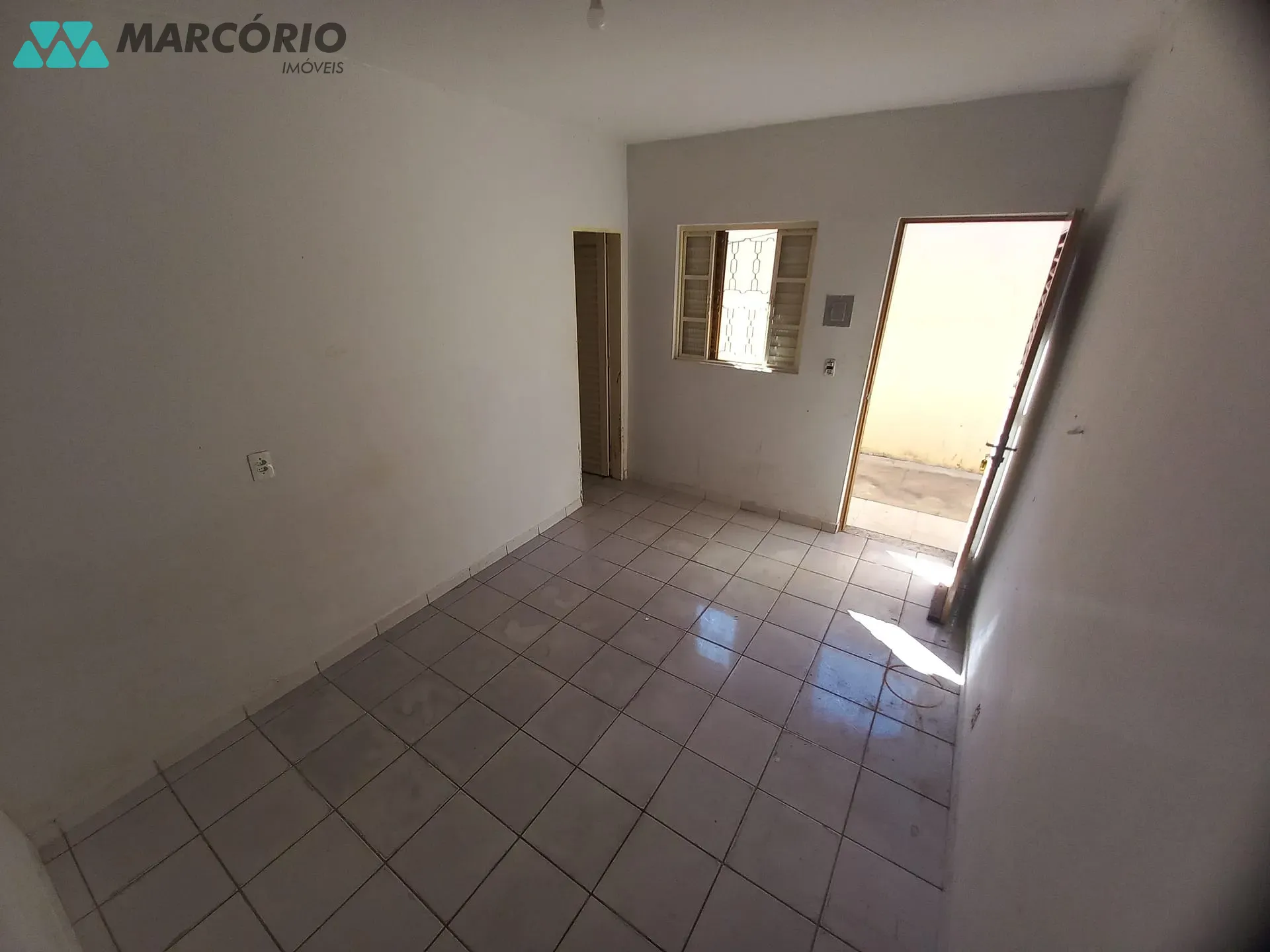 Casa, 10 quartos, 227 m² - Foto 2