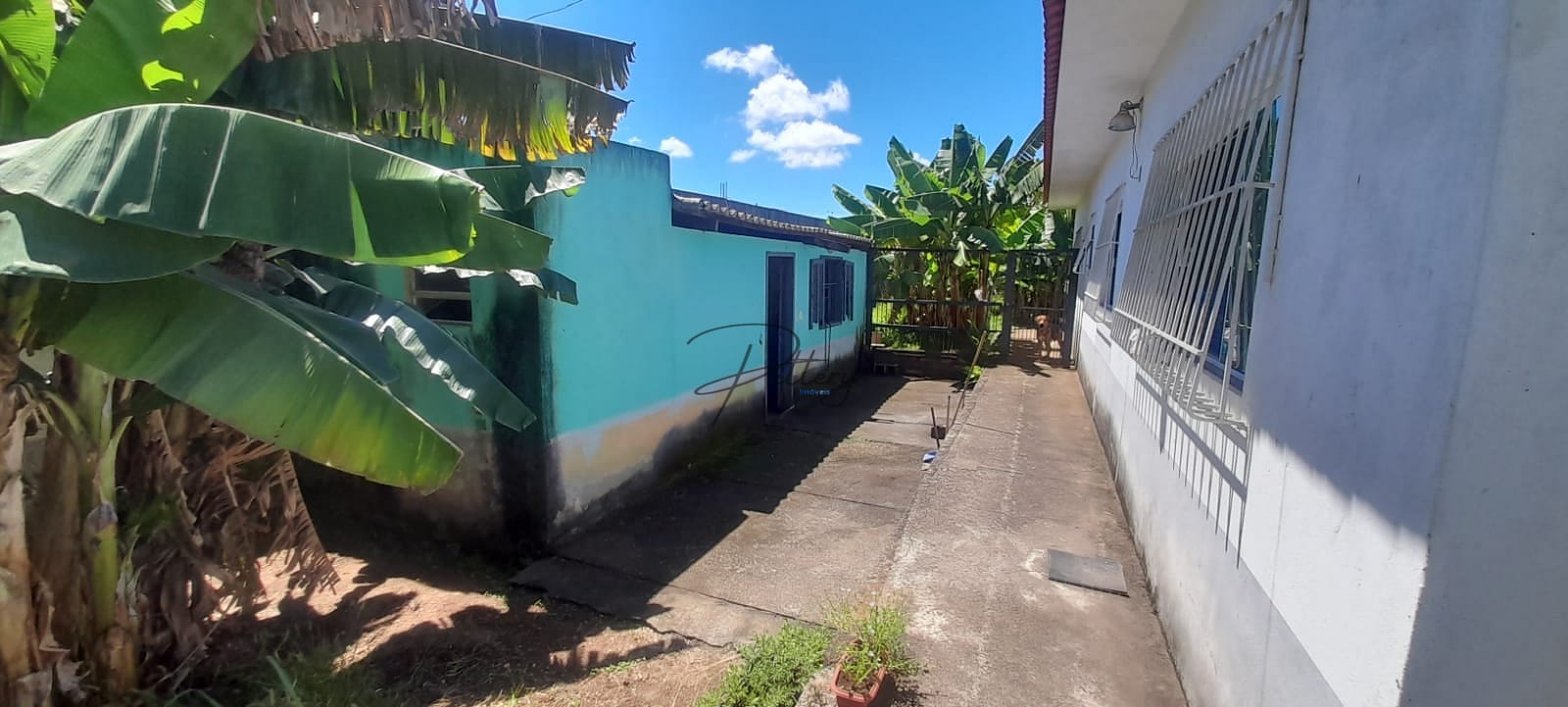 Casa à venda com 3 quartos, 80m² - Foto 19
