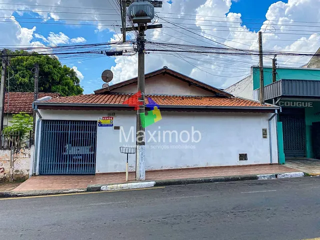 Casa com 340m² 2 quartos e 1 banheiro, à venda, no bairro Parque da Felicidade em Itapira
