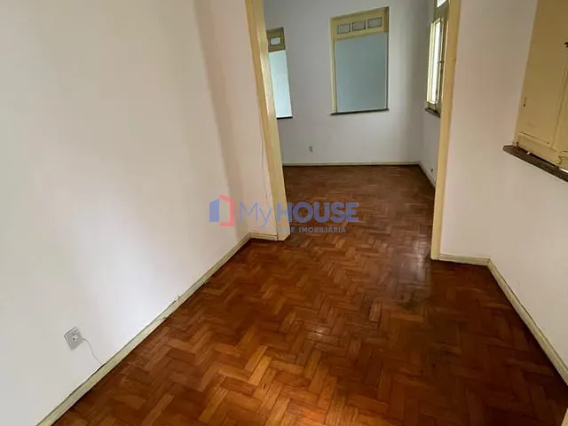 Casa 4 quartos e 2 banheiros, para alugar, no bairro Cidade Nova em Ilhéus