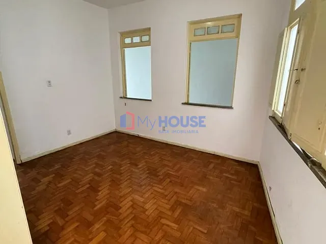 Casa 4 quartos e 2 banheiros, para alugar, no bairro Cidade Nova em Ilhéus