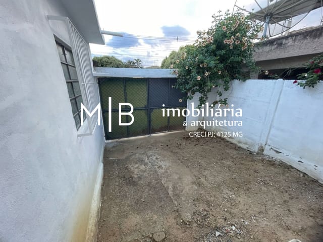Casa 3 quartos e 3 banheiros, à venda, no bairro TAQUARA PRETA em CATAGUASES