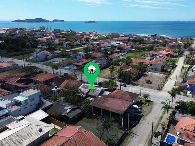 Foto do Casa - Excelente Casa com Suíte  350 mts da Praia  à Venda, Bairro Salinas, Balneário Barra do Sul, SC | North Center