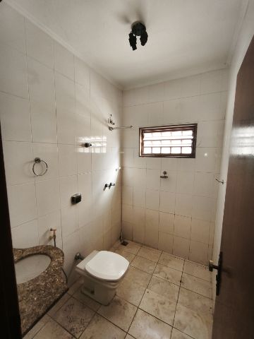 Casa 3 quartos e 3 banheiros, à venda, no bairro Parque Estoril em Fernandópolis