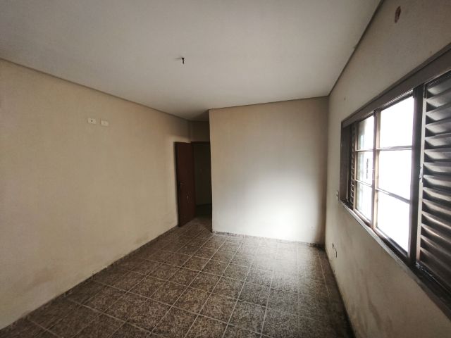 Casa 3 quartos e 3 banheiros, à venda, no bairro Parque Estoril em Fernandópolis