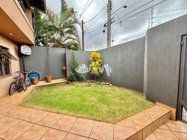 Casa com 215m² 3 quartos e 3 banheiros, à venda, no bairro Igapó em Londrina