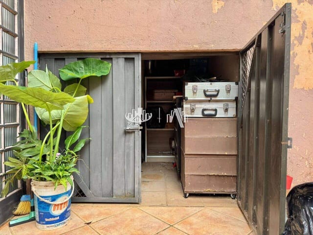 Casa com 215m² 3 quartos e 3 banheiros, à venda, no bairro Igapó em Londrina