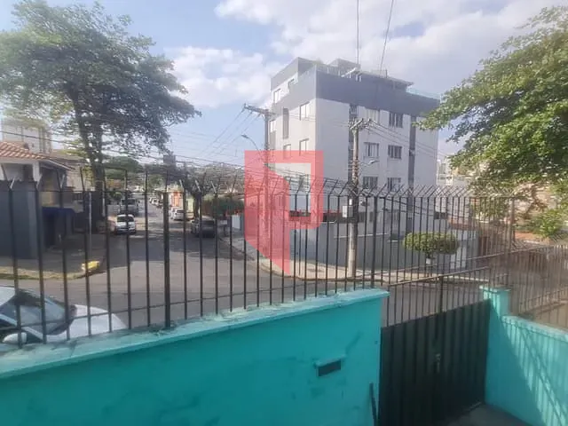Casa 3 quartos e 2 banheiros, à venda, no bairro Caiçaras em Belo Horizonte