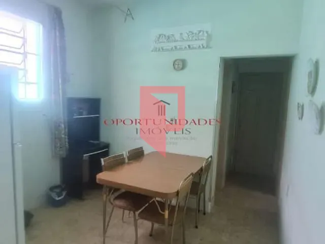 Casa 3 quartos e 2 banheiros, à venda, no bairro Caiçaras em Belo Horizonte