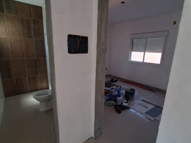 Casa com 220m² 2 quartos e 1 banheiro, à venda, no bairro Jardim dos Lagos em Guaíba
