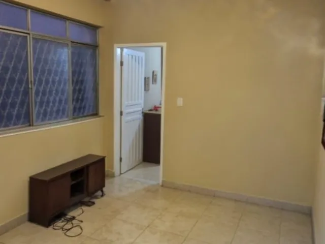 Casa 1 quarto e 1 banheiro, para alugar, no bairro Madruga em Vassouras