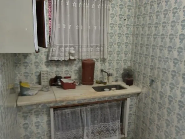 Casa 1 quarto e 1 banheiro, para alugar, no bairro Madruga em Vassouras