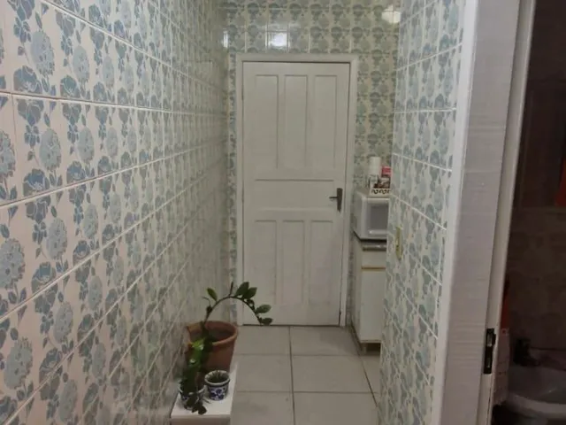 Casa 1 quarto e 1 banheiro, para alugar, no bairro Madruga em Vassouras
