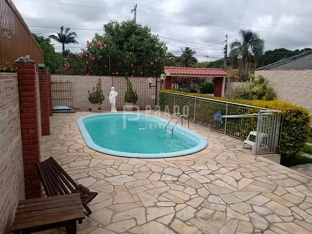 Casa com 430m² 3 quartos e 1 banheiro, à venda, no bairro Laranjal em Pelotas