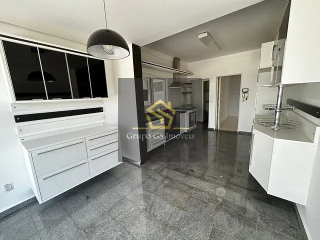 Casa com 800m² 4 quartos e 7 banheiros, à venda ou para alugar, no bairro Marambaia em Vinhedo
