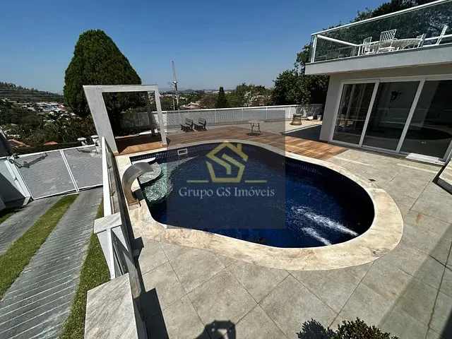 Casa com 800m² 4 quartos e 7 banheiros, à venda ou para alugar, no bairro Marambaia em Vinhedo