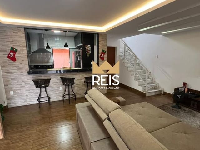 Casa com 234m² 4 quartos e 3 banheiros, à venda, no bairro Campo Grande em Rio de Janeiro