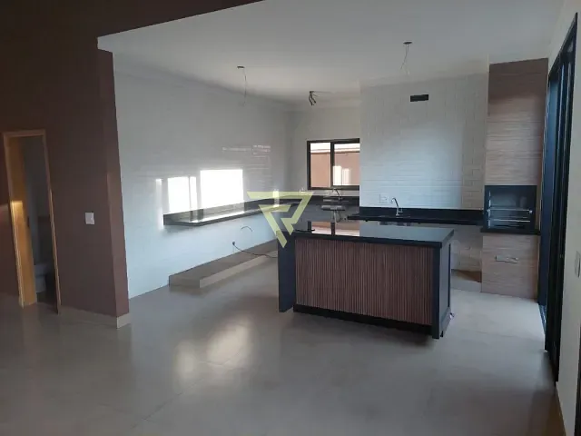 Casa com 250m² 3 quartos e 3 banheiros, à venda, no bairro Bonfim Paulista em Ribeirão Preto