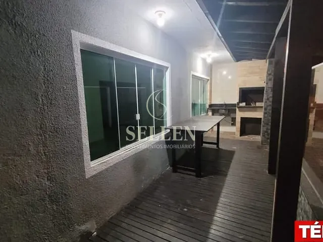 Casa com 150m² 6 quartos e 2 banheiros, à venda, no bairro São Francisco de Assis em Camboriú