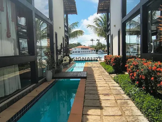 Casa 3 quartos e 1 banheiro, à venda ou para alugar, no bairro Peró em Cabo Frio