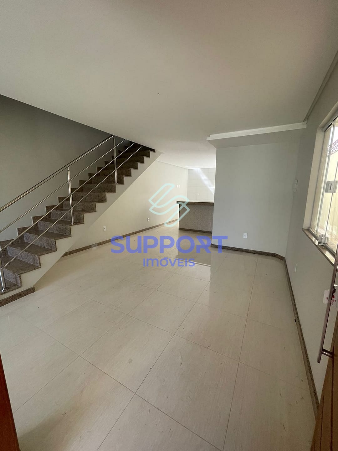 Casa, 3 quartos, 240 m² - Foto 1
