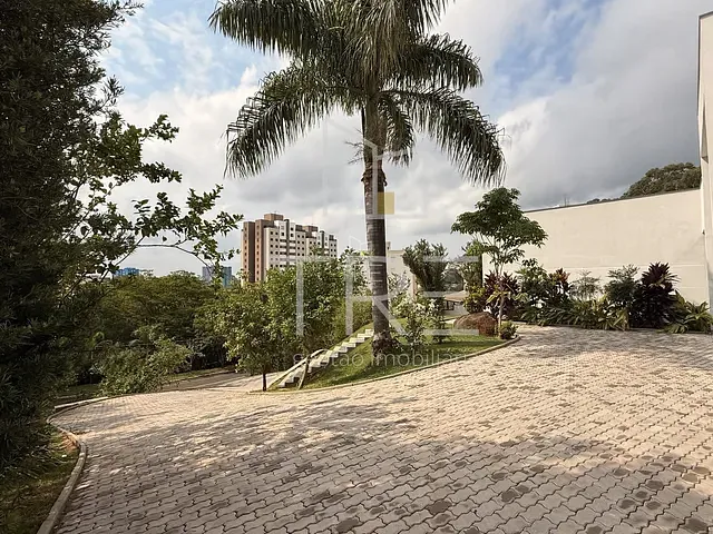 Casa com 1574m² 5 quartos e 7 banheiros, à venda, no bairro Parque Residencial Maison Blanche em Valinhos