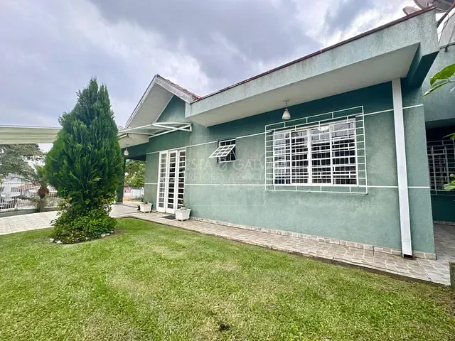 Casa com 73m² 3 quartos e 1 banheiro, à venda, no bairro Pinheirinho em Curitiba