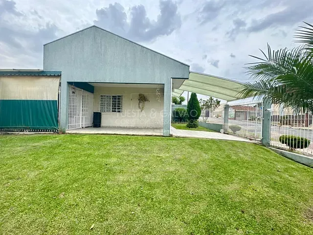 Casa com 73m² 3 quartos e 1 banheiro, à venda, no bairro Pinheirinho em Curitiba
