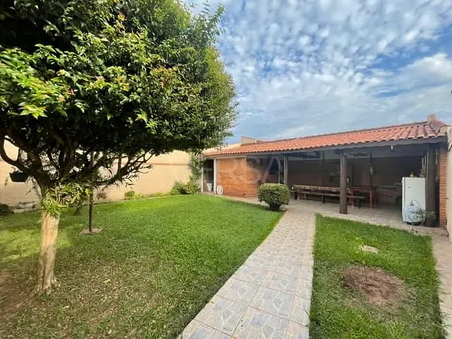 Casa com 424m² 3 quartos e 3 banheiros, à venda, no bairro Vila Indaiá em Rio Claro
