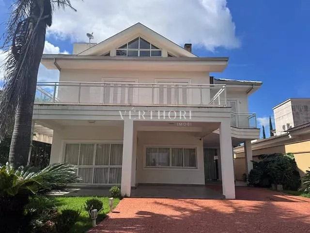 Casa 4 quartos e 6 banheiros, à venda, no bairro Esperança em Londrina