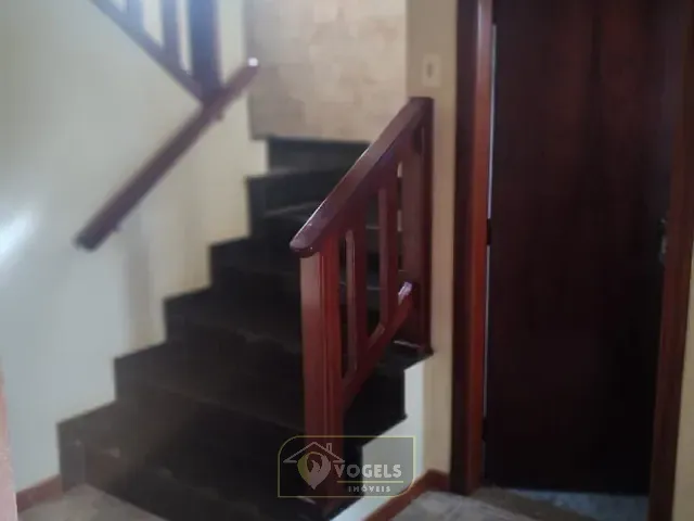 Casa 3 quartos e 3 banheiros, à venda, no bairro Morada das Flores em Holambra