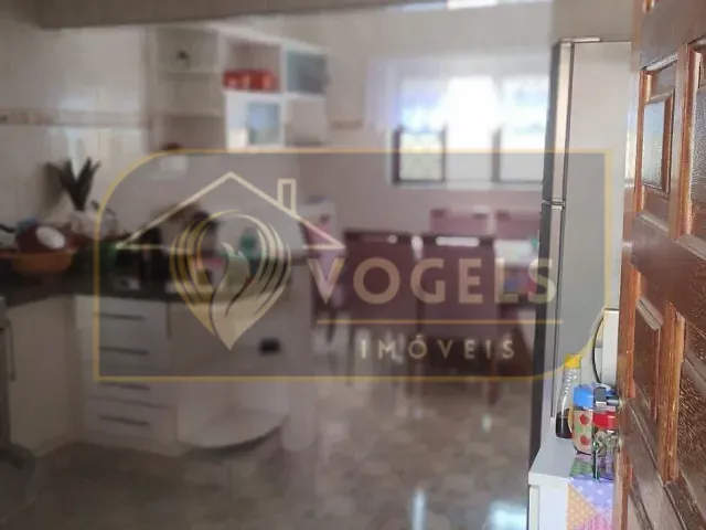 Casa 3 quartos e 3 banheiros, à venda, no bairro Morada das Flores em Holambra