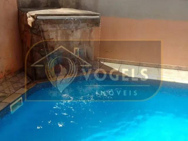 Casa 3 quartos e 3 banheiros, à venda, no bairro Morada das Flores em Holambra