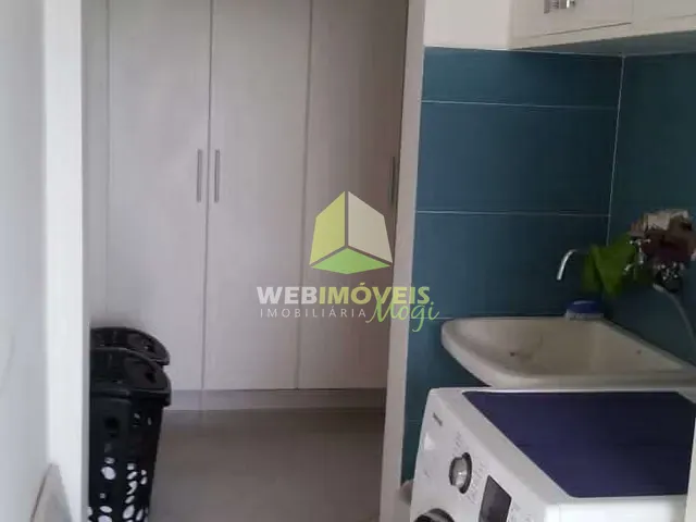 Casa com 350m² 3 quartos e 4 banheiros, à venda ou para alugar, no bairro Parque Residencial Itapeti em Mogi das Cruzes