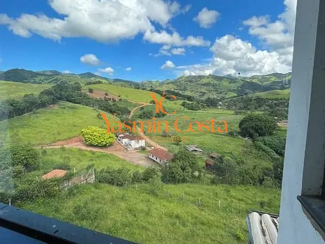 Casa 4 quartos e 4 banheiros, à venda, no bairro Vargem da Ponte em Córrego do Bom Jesus