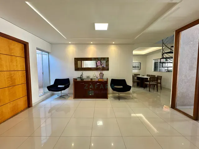 Casa com 450m² 3 quartos e 4 banheiros, à venda, no bairro Vila Gomes em Campo Grande