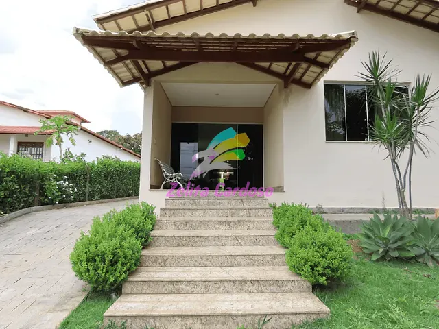 Casa com 1000m² 3 quartos e 3 banheiros, à venda, no bairro Condomínio Vale do Ouro em Ribeirão das Neves