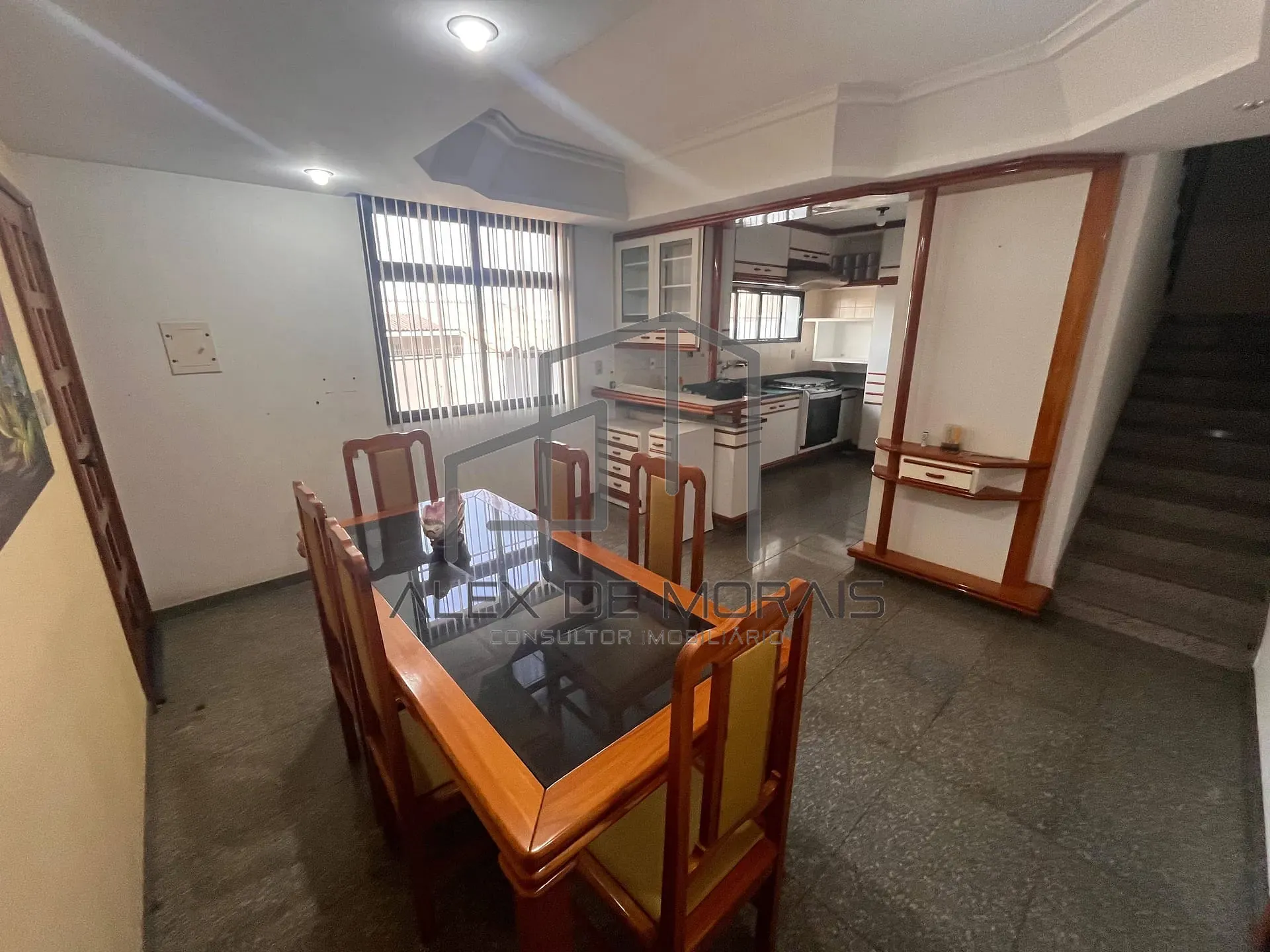 Casa, 4 quartos, 350 m² - Foto 1