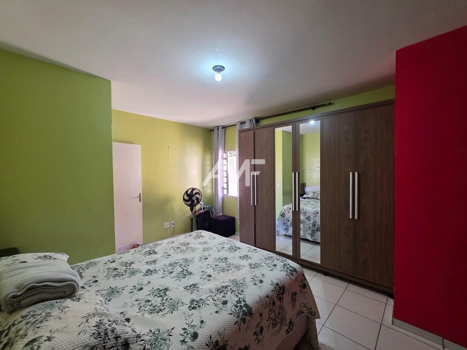 Casa à venda com 3 quartos, 250m² - Foto 5