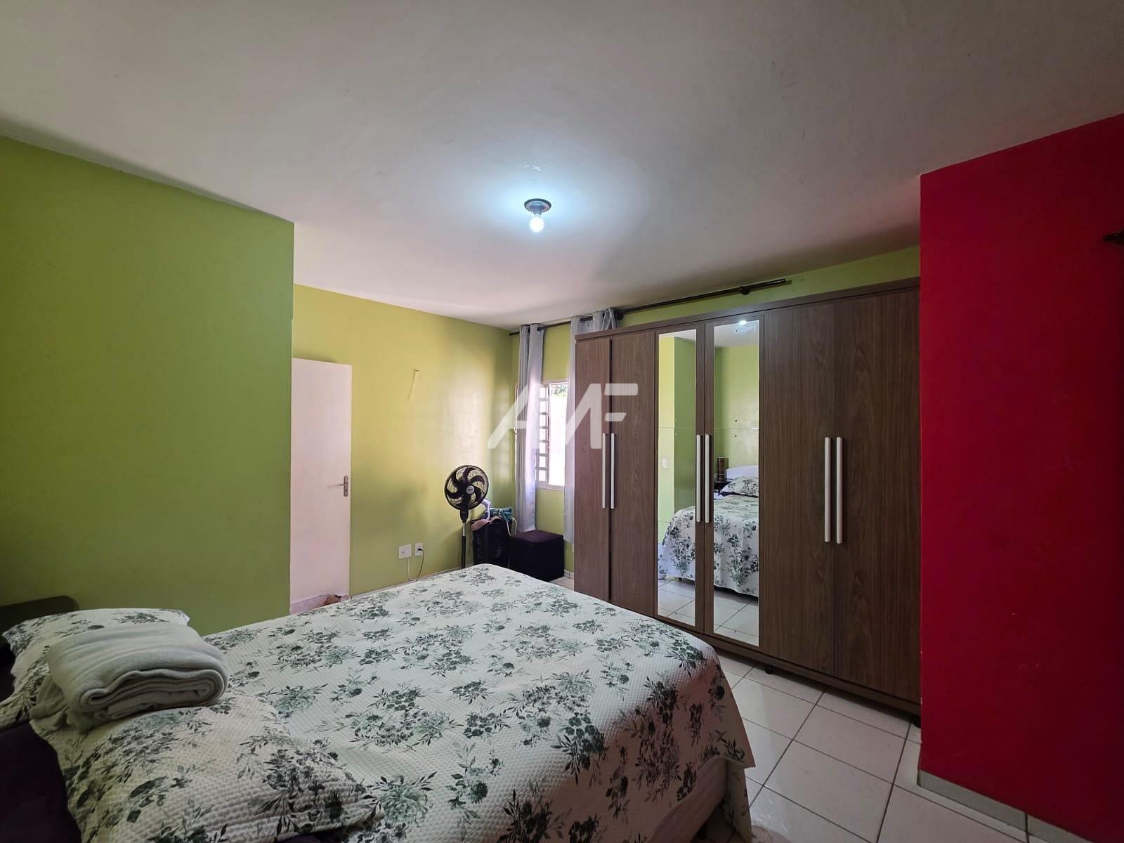 Casa à venda com 3 quartos, 250m² - Foto 18