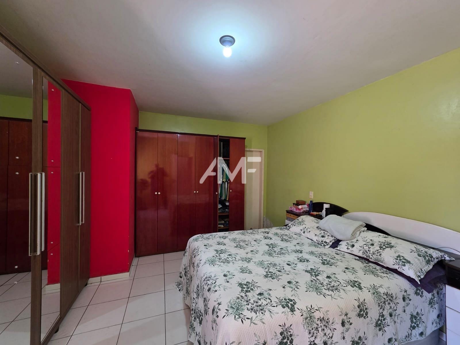 Casa à venda com 3 quartos, 250m² - Foto 17