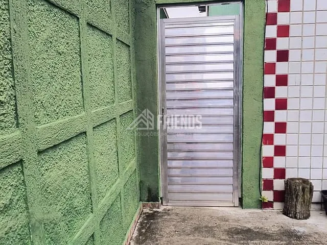 Casa com 40m² 1 quarto e 1 banheiro, para alugar, no bairro Vila Esperança em São Paulo