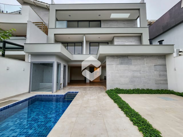 Casa com 280m², à venda, no bairro Recreio dos Bandeirantes em Rio de Janeiro